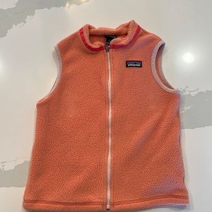 Patagonia girls 5T pink fleece vest